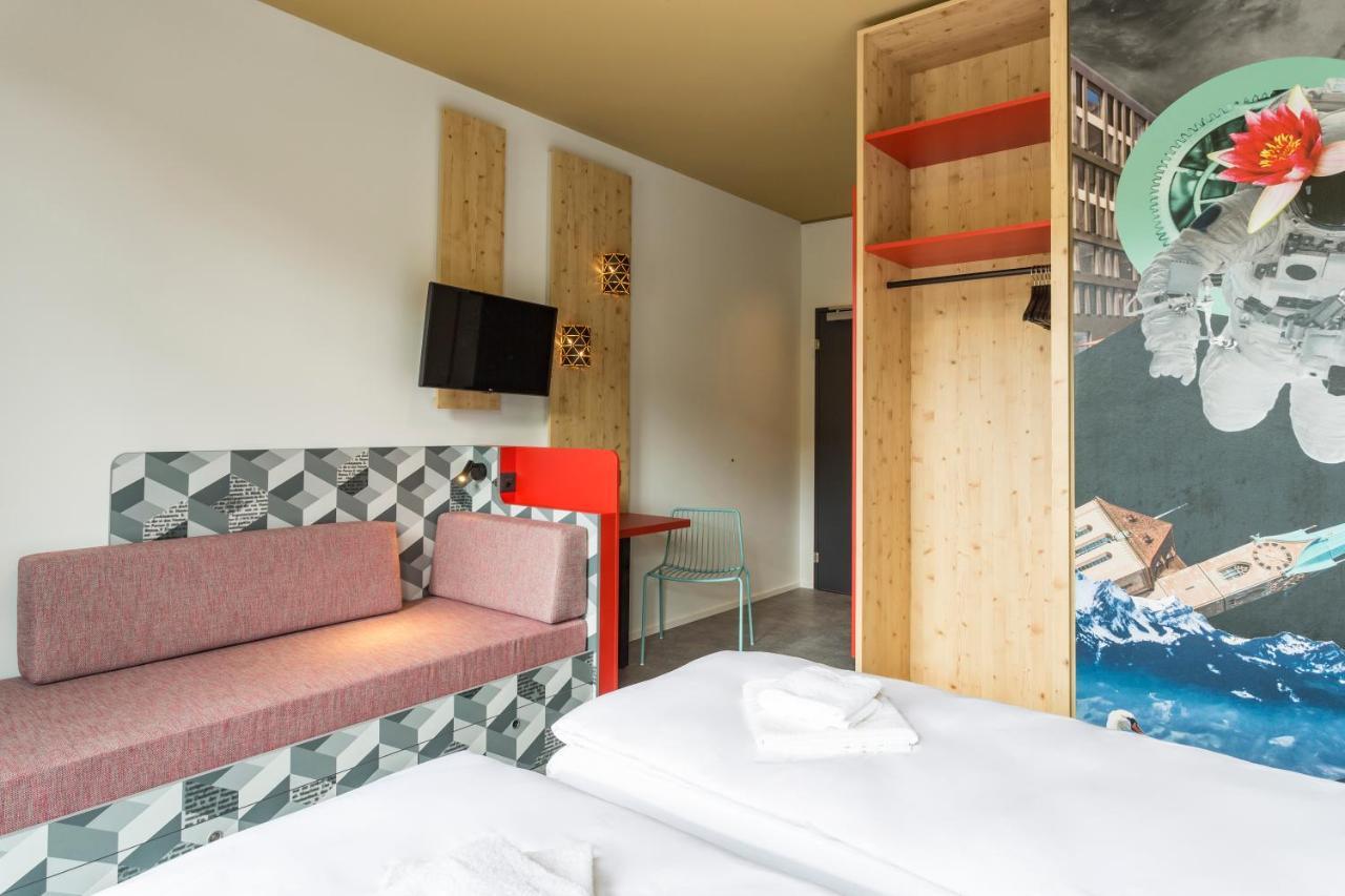 Meininger Hotel Zuerich Greencity ภายนอก รูปภาพ